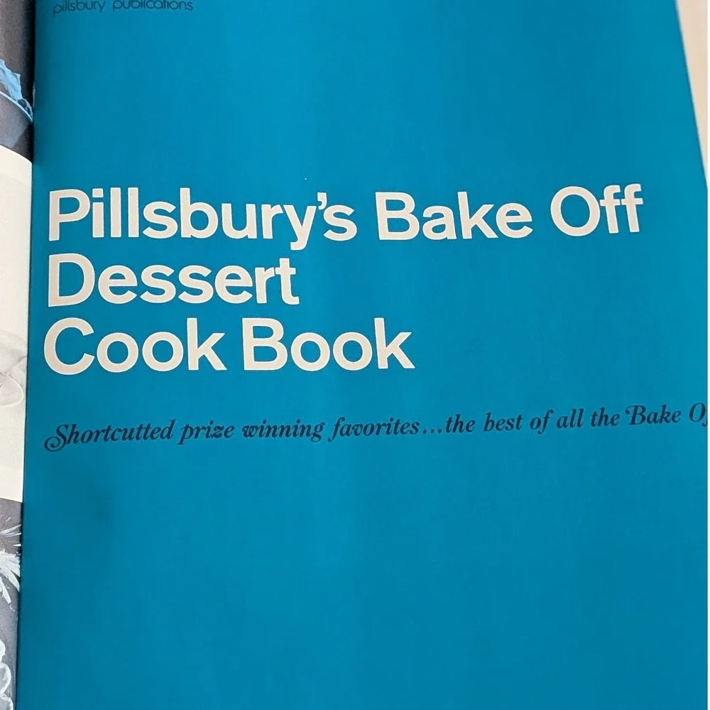 Pillsbury's Bake Off Dessert Cook Book Vtg 1968 Hardcover Prize Winning First Ed